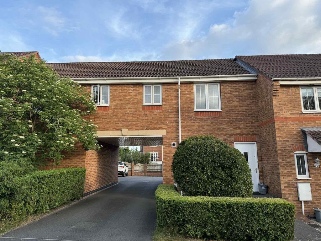 Flat Finchale Avenue in Priorslee Village