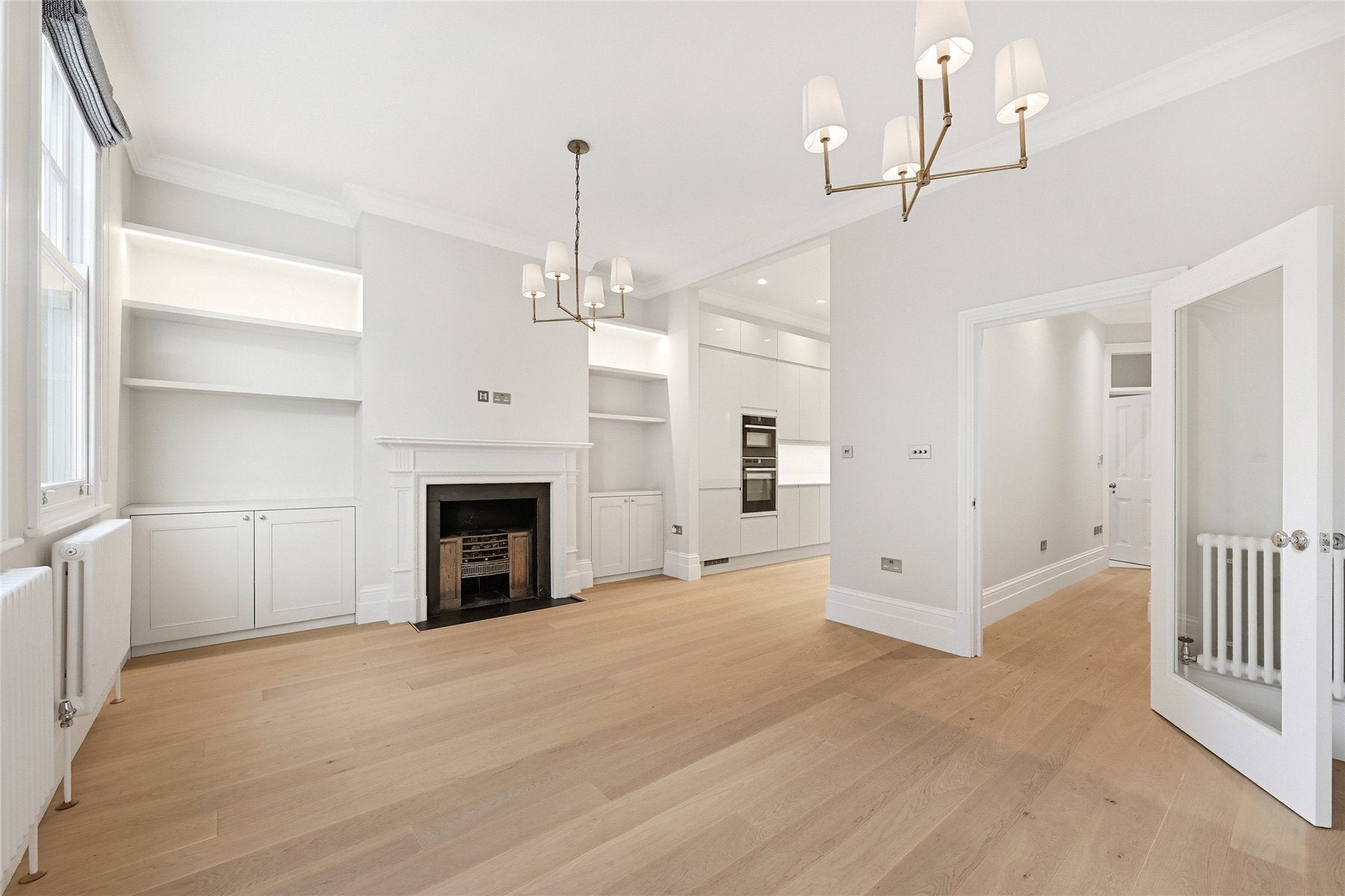 Flat Cheyne Row in Greater London