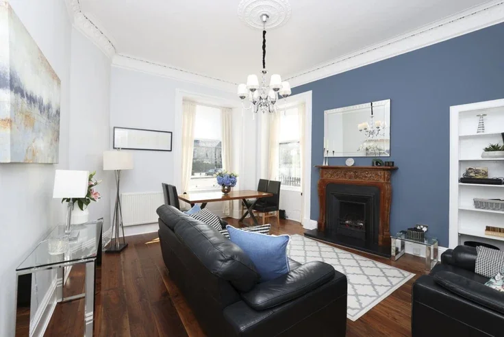 Flat Bellevue Crescent in City of Edinburgh