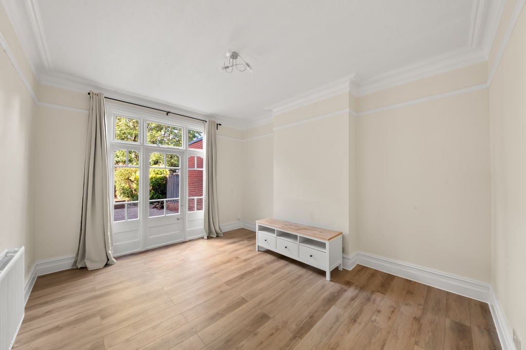 House Cunningham Park in Greater London