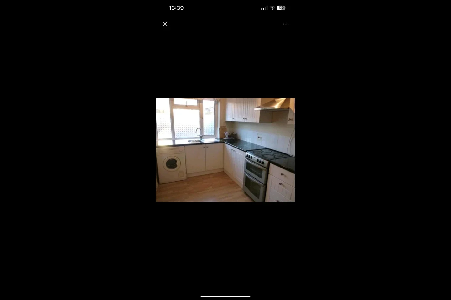 Room Shearwood Crescent in Greater London