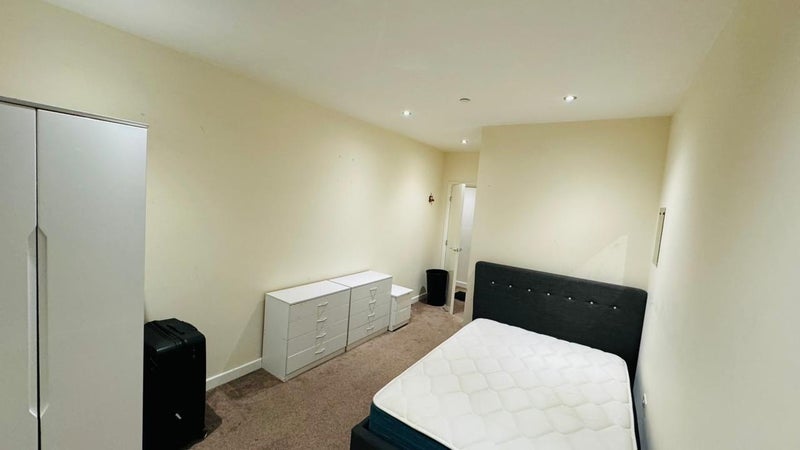 Room Newhall Street in Birmingham