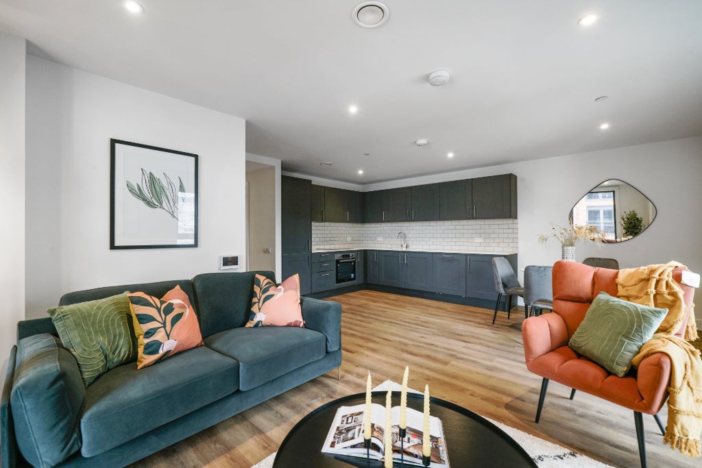 Flat Nicholsons Lane in Maidenhead