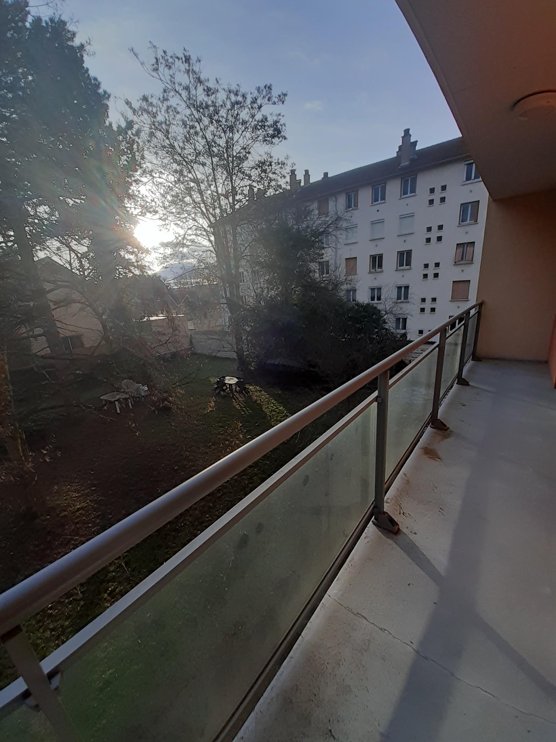 Appartement Chemin des Pierrodins à Fontaine-lès-Dijon