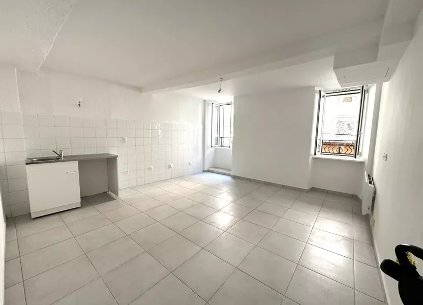 Appartement D 21 à L'Escarène