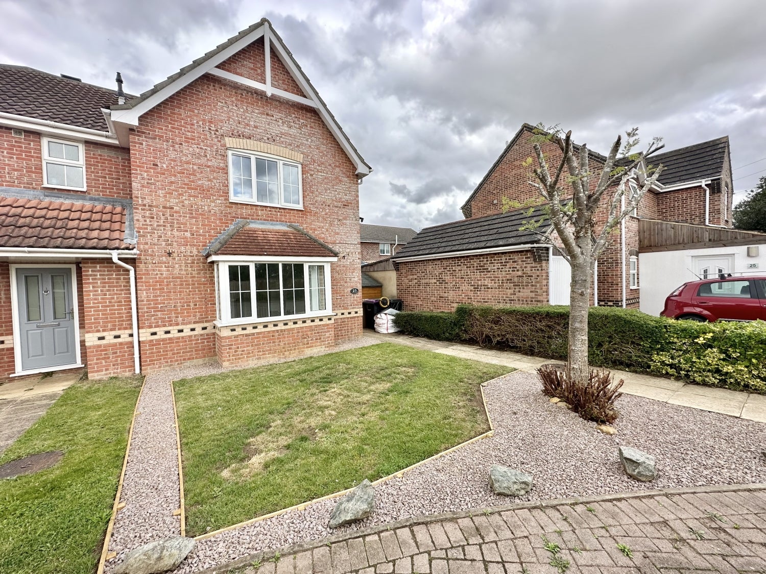 House Limetree Close in North Kesteven