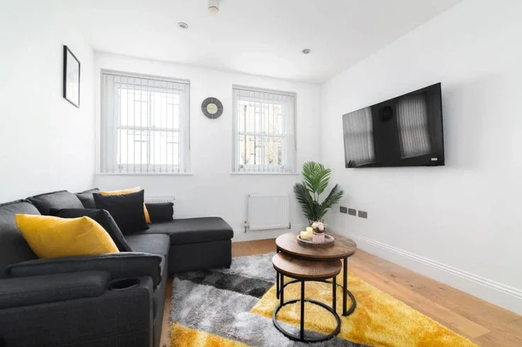 Flat Bethnal Green Road in Greater London