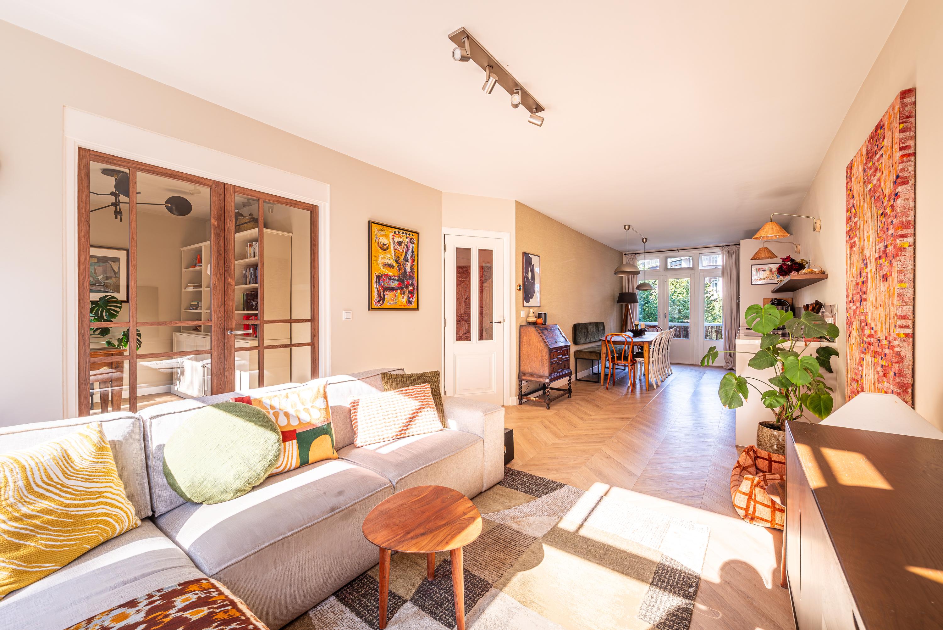 Flat Uiterwaardenstraat in Amsterdam