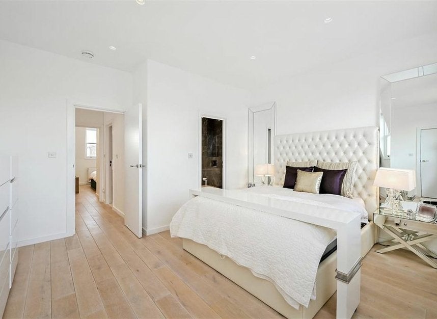 Flat Queen's Gate in Greater London