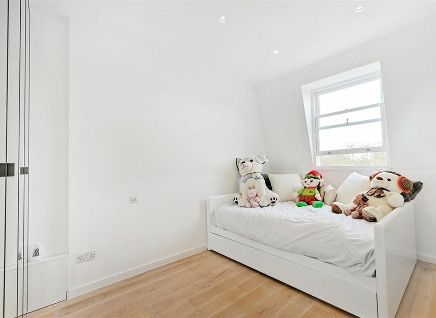 Flat Queen's Gate in Greater London