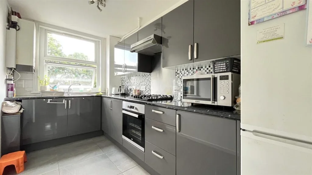 House Manor Road in Greater London