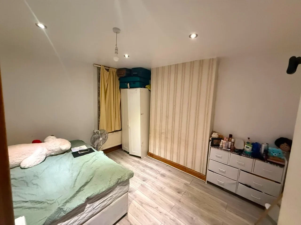 Room The Drive in Greater London