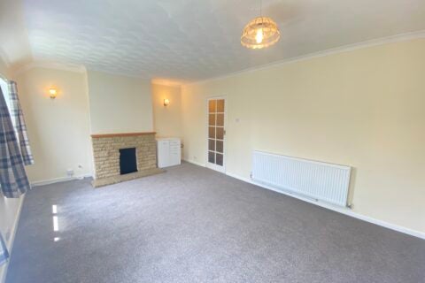 Flat Stratfield Road in Basingstoke and Deane