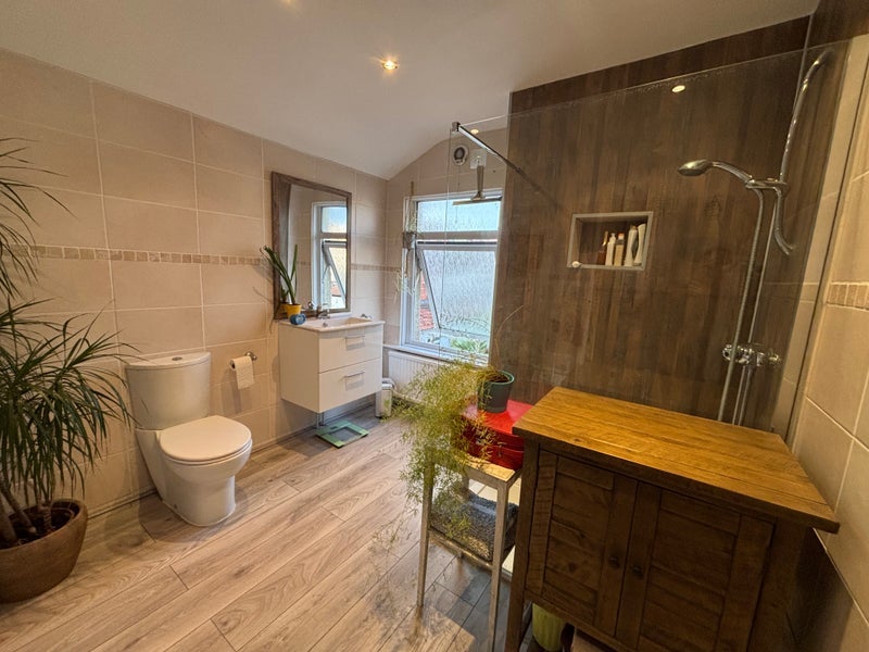 Room Avonleigh Road in Bristol