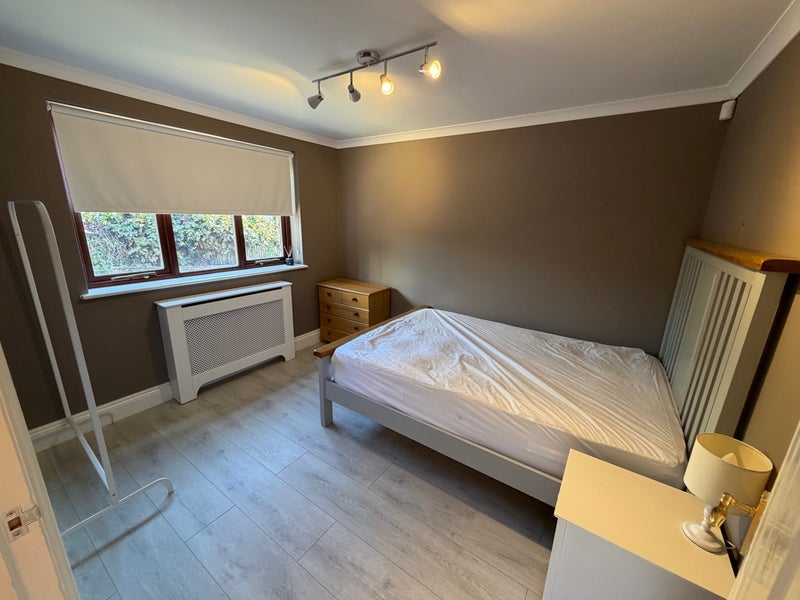 Room Sommerville Road South in Bristol