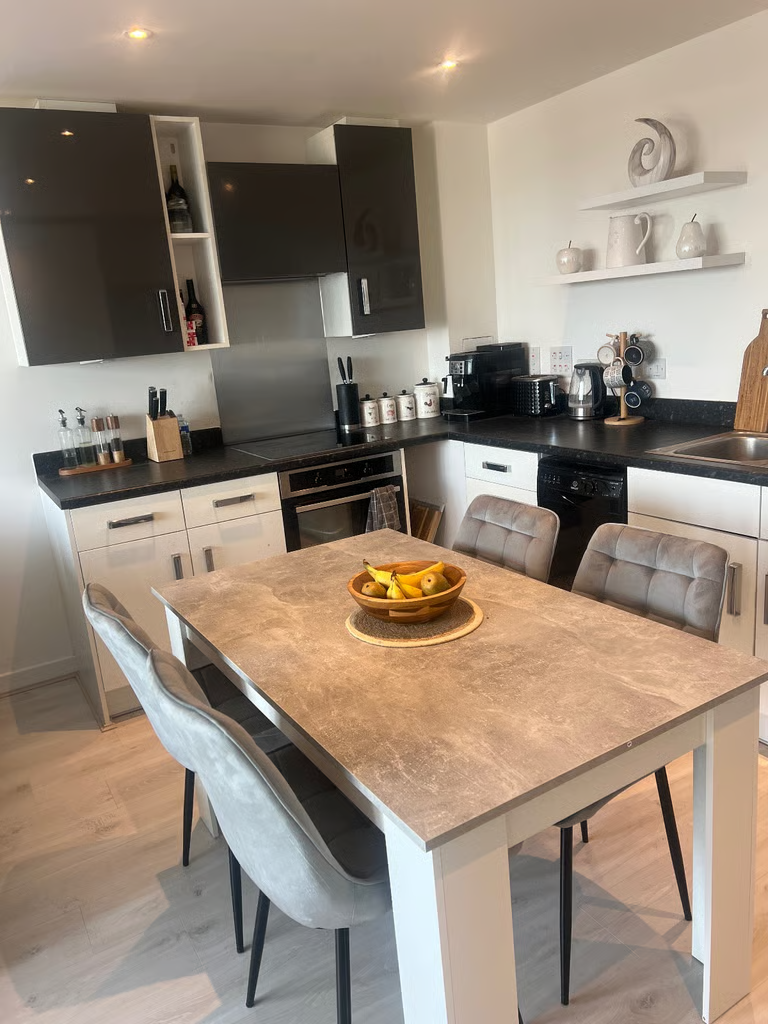Flat Royal Oak Road in Greater London