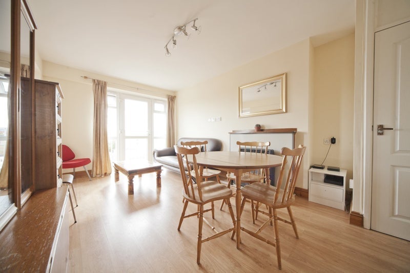 Flat Great Suffolk Street in Greater London