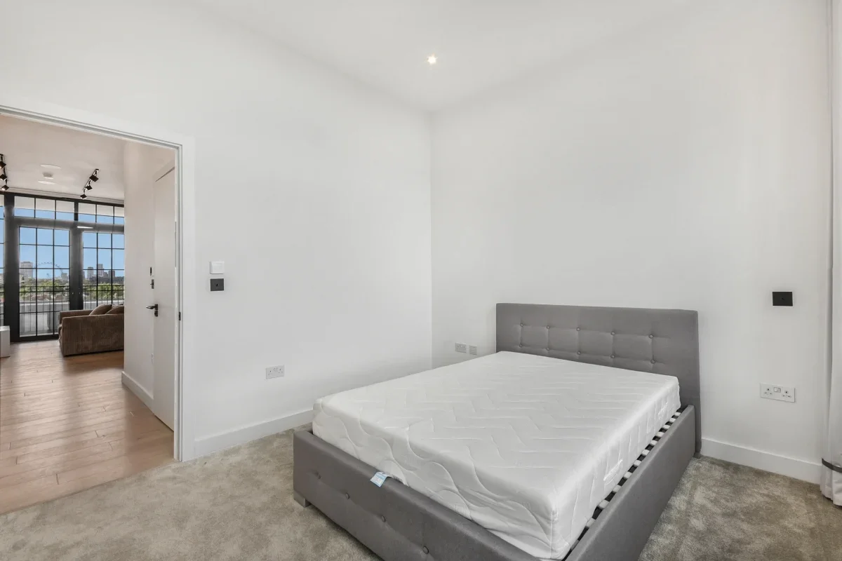 Flat New Tannery Way in Greater London