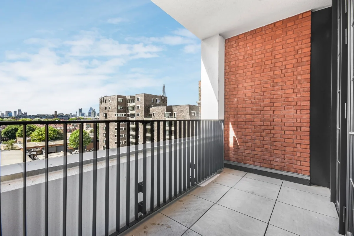 Flat New Tannery Way in Greater London