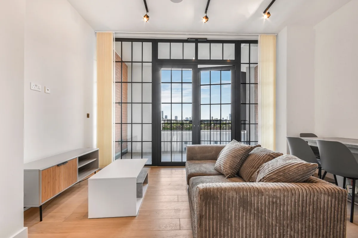 Flat New Tannery Way in Greater London