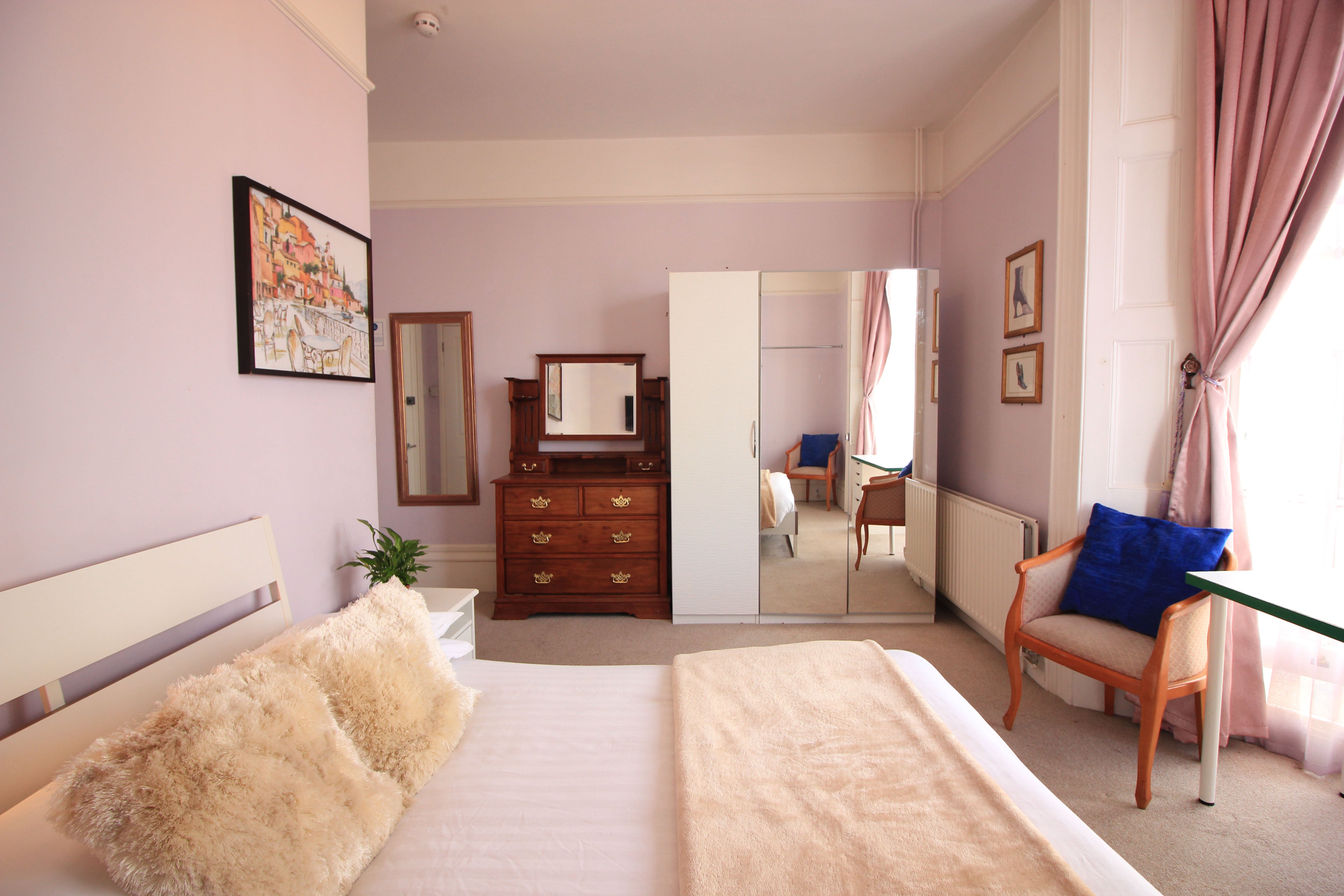 Room Waterloo Street in Hove