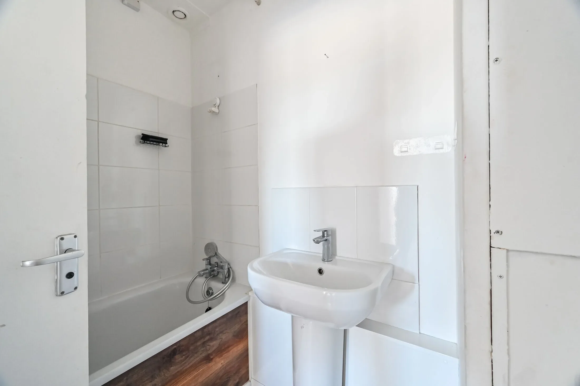 Flat Roebourne Way in Greater London