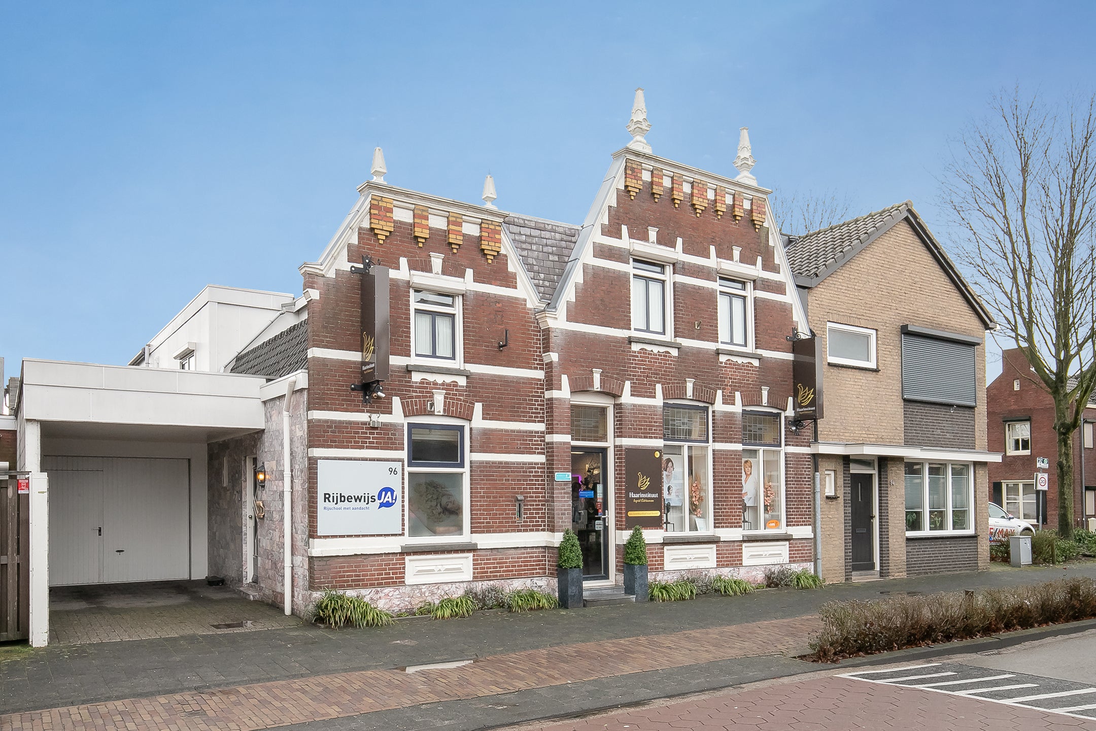 Huis Hoofdstraat 96 in Rijen