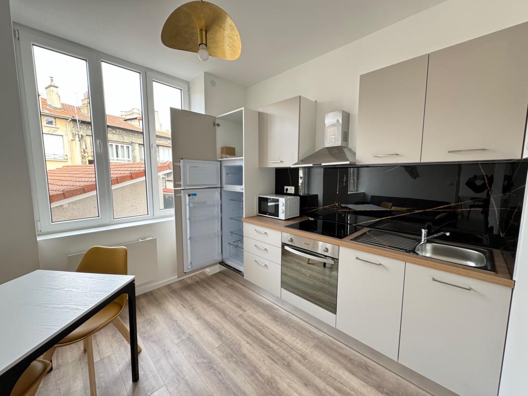 Appartement Boulevard Valbenoîte à Saint-Étienne
