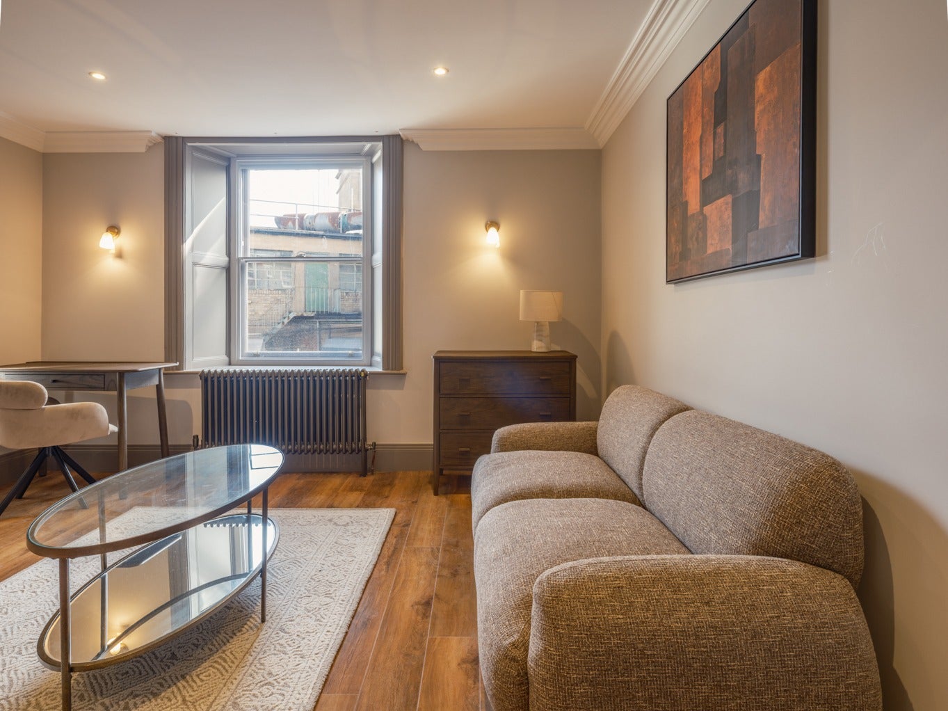 Flat Regent Farm Road in Newcastle upon Tyne