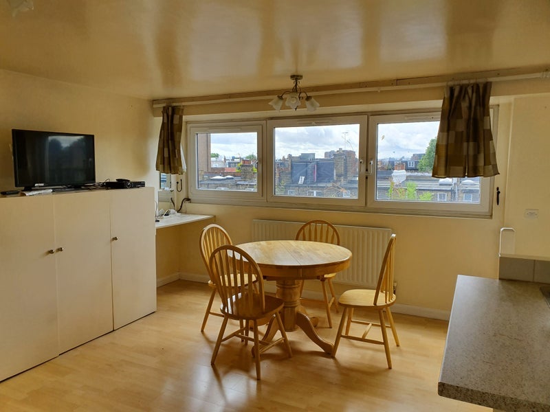 Room Talgarth Road in Greater London