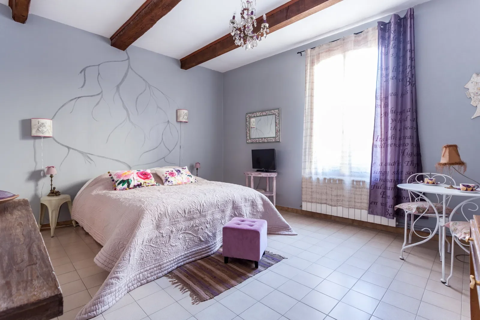 Room Rue Anatole France in Pézenas