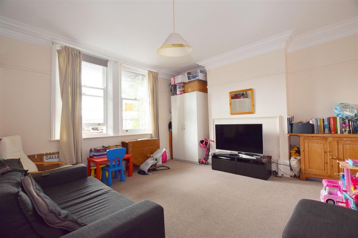 Flat Kilburn Vale in Greater London