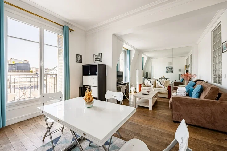 Appartement Rue Balzac à Paris