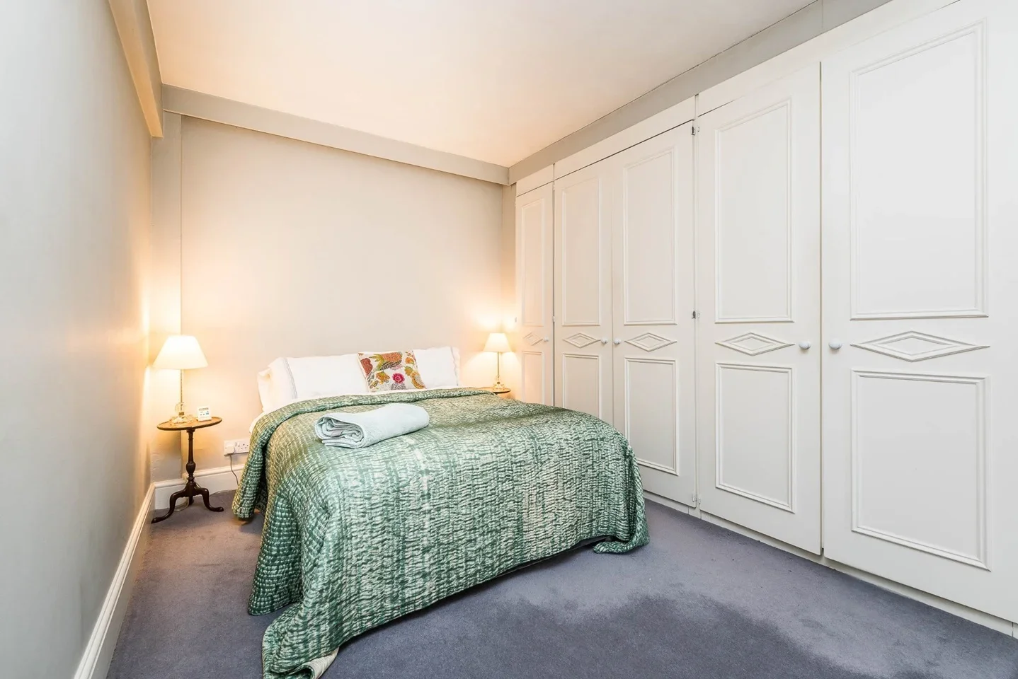 Flat Chelsea Manor Street in Greater London