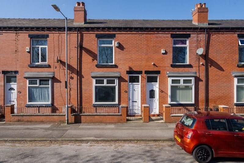 House Wade Street in Farnworth