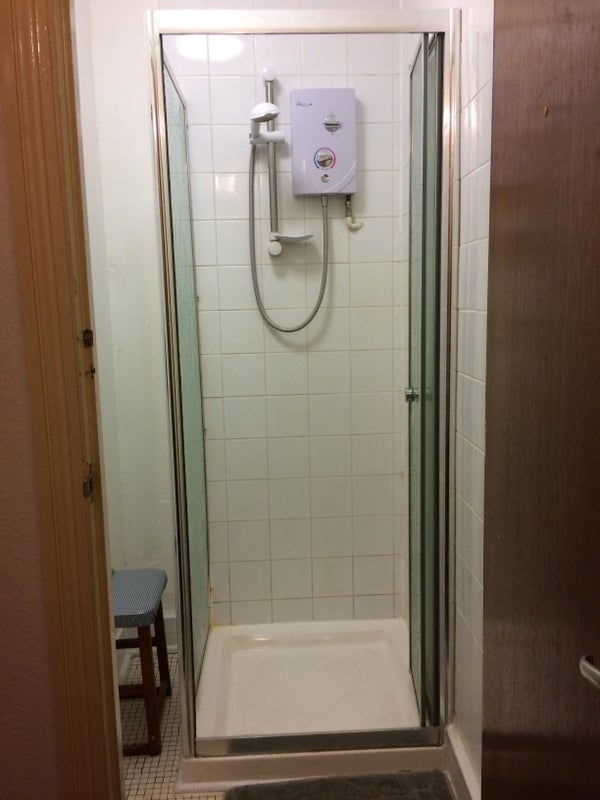 Room High Street in Greater London