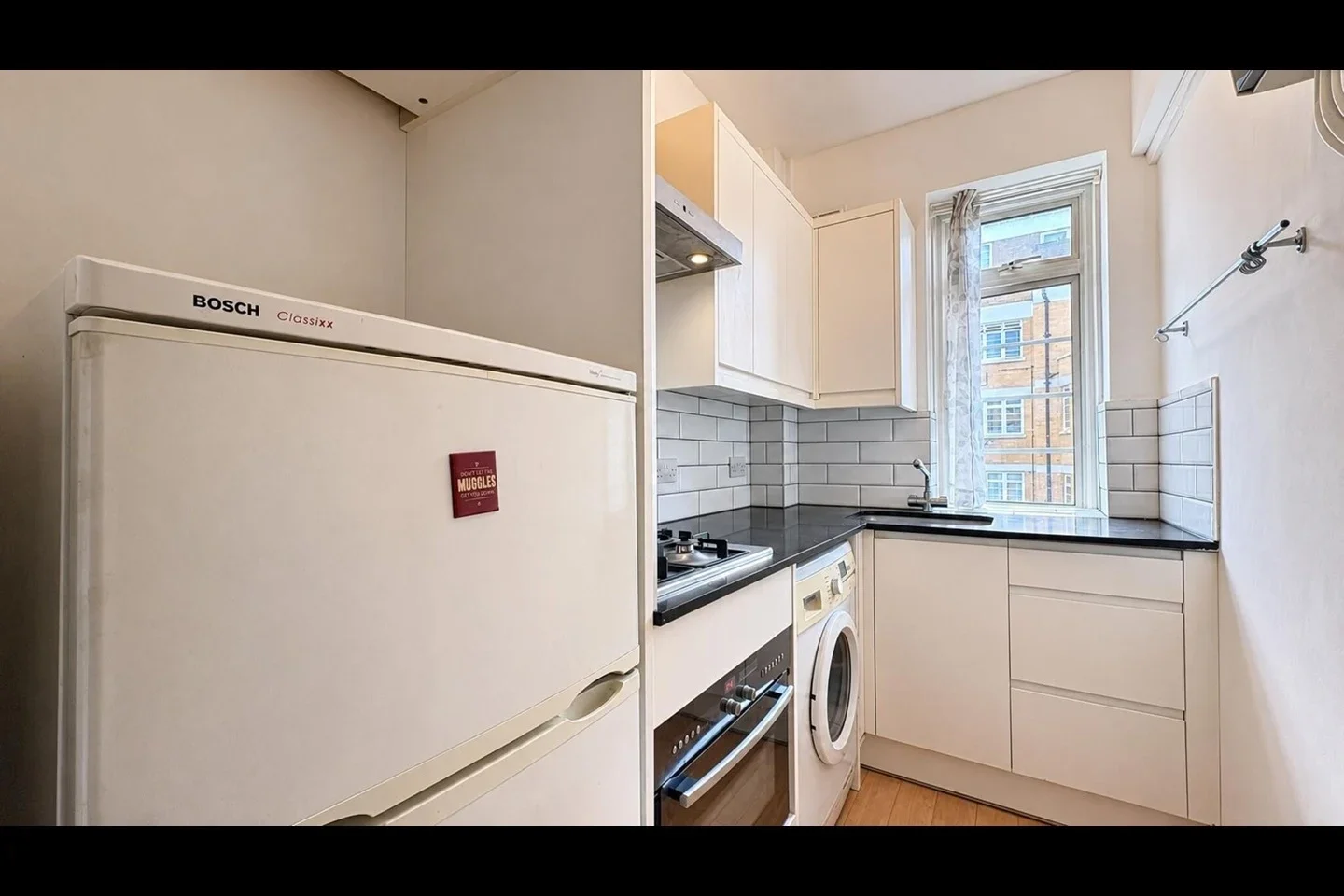 Flat Old Brompton Road in Greater London