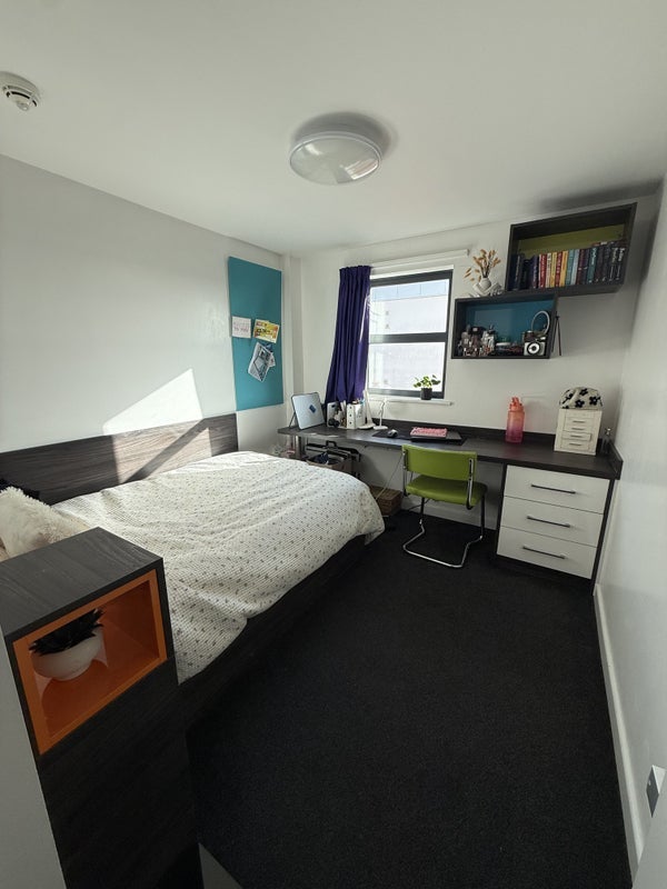 Room Stepney Lane in Newcastle upon Tyne
