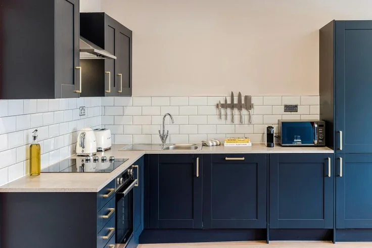 Flat Askew Road in Greater London