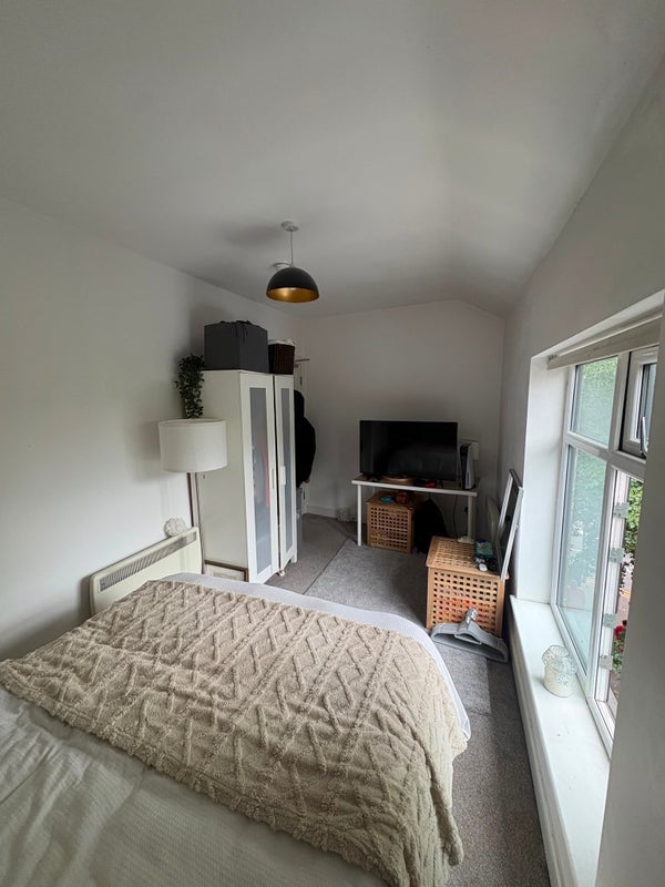 Room Burton Road in Manchester