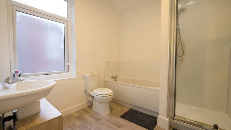 Room Burton Road in Manchester