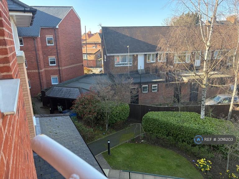 Flat Queen Alexandra Road in Sunderland