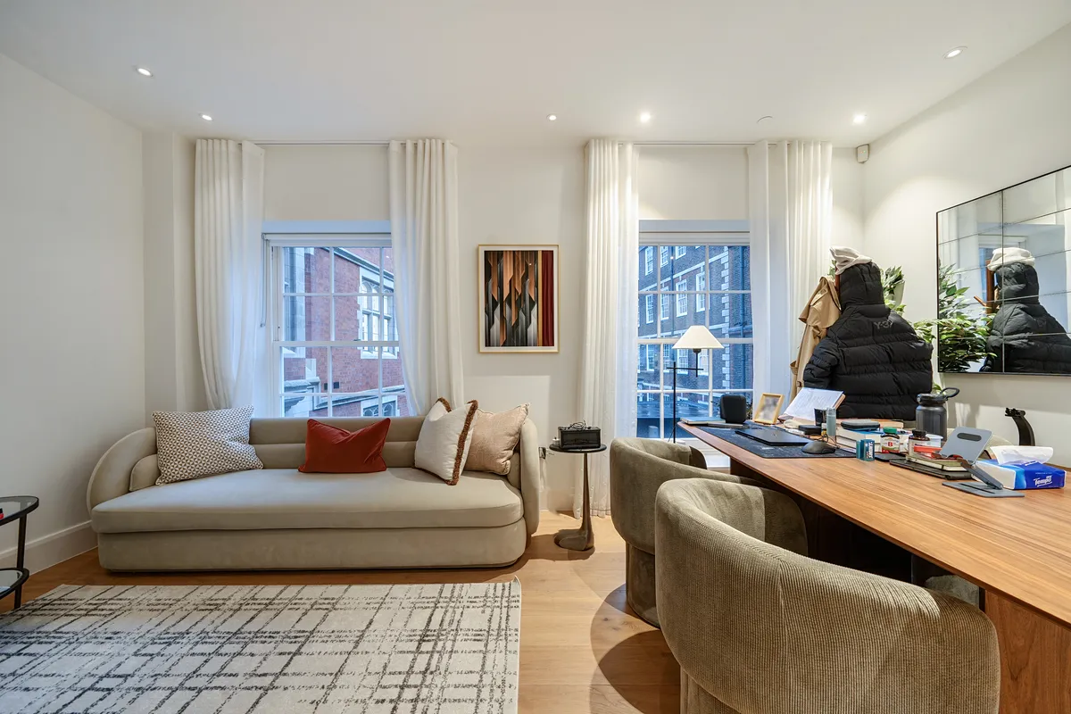 Flat Strand in City of Westminster