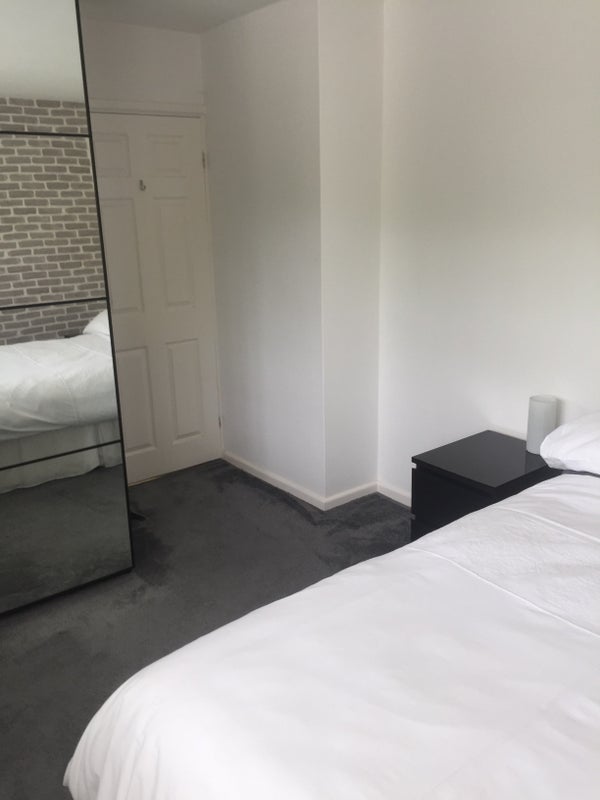 Room Blunts Hall Road in Witham