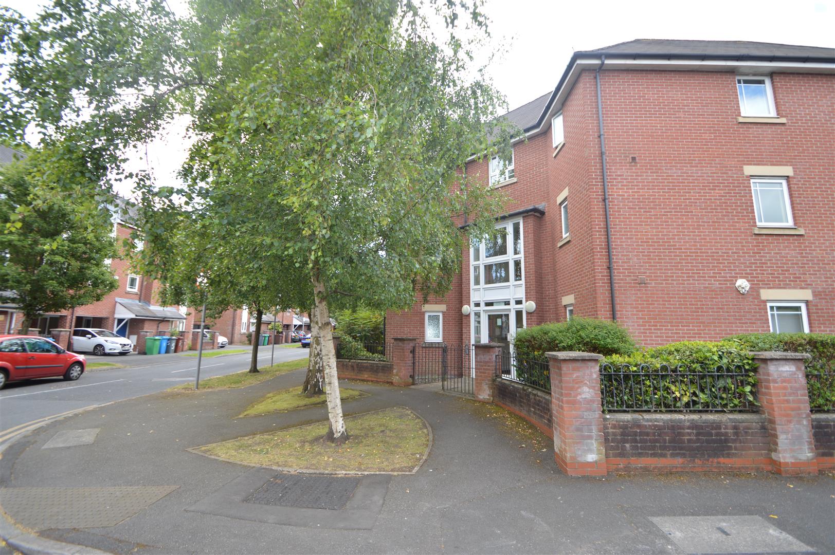 Flat Yew Street in Manchester