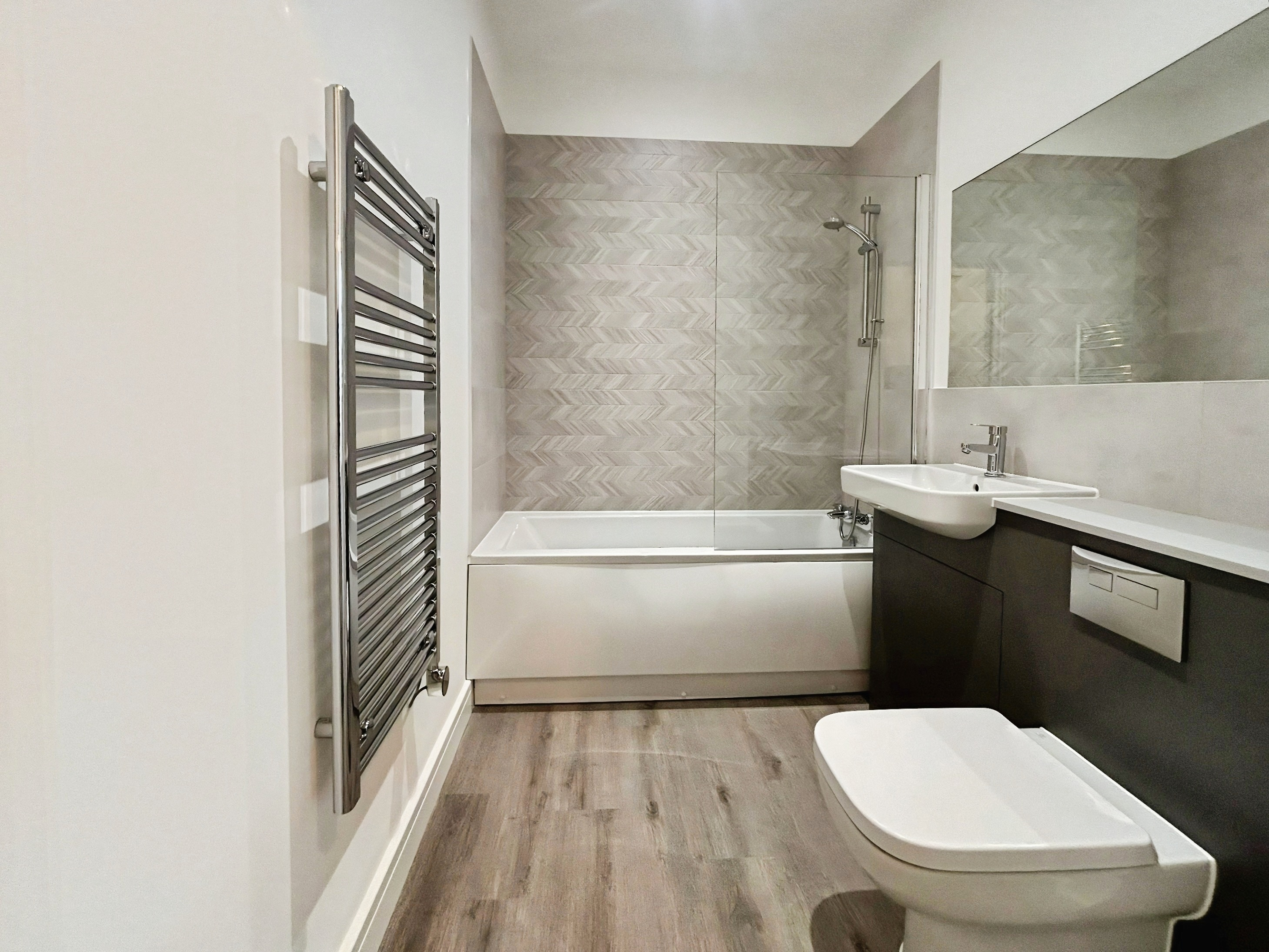 Flat Oundle Road in Peterborough