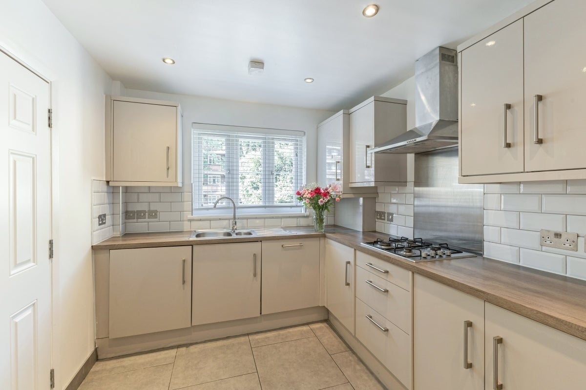 House Lordship Lane in Greater London