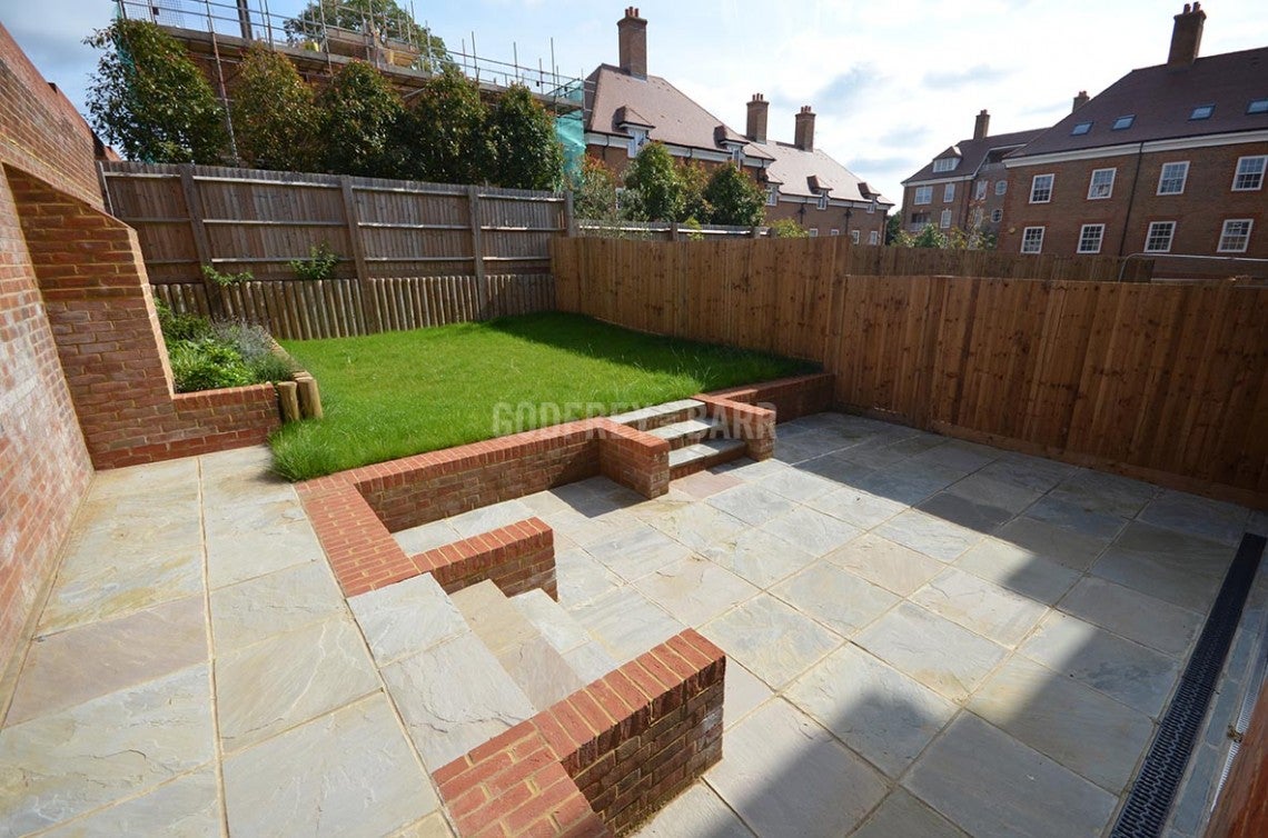 House Ashridge Close in Greater London