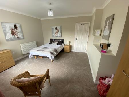 Room Whitmore Road in Newcastle-under-Lyme