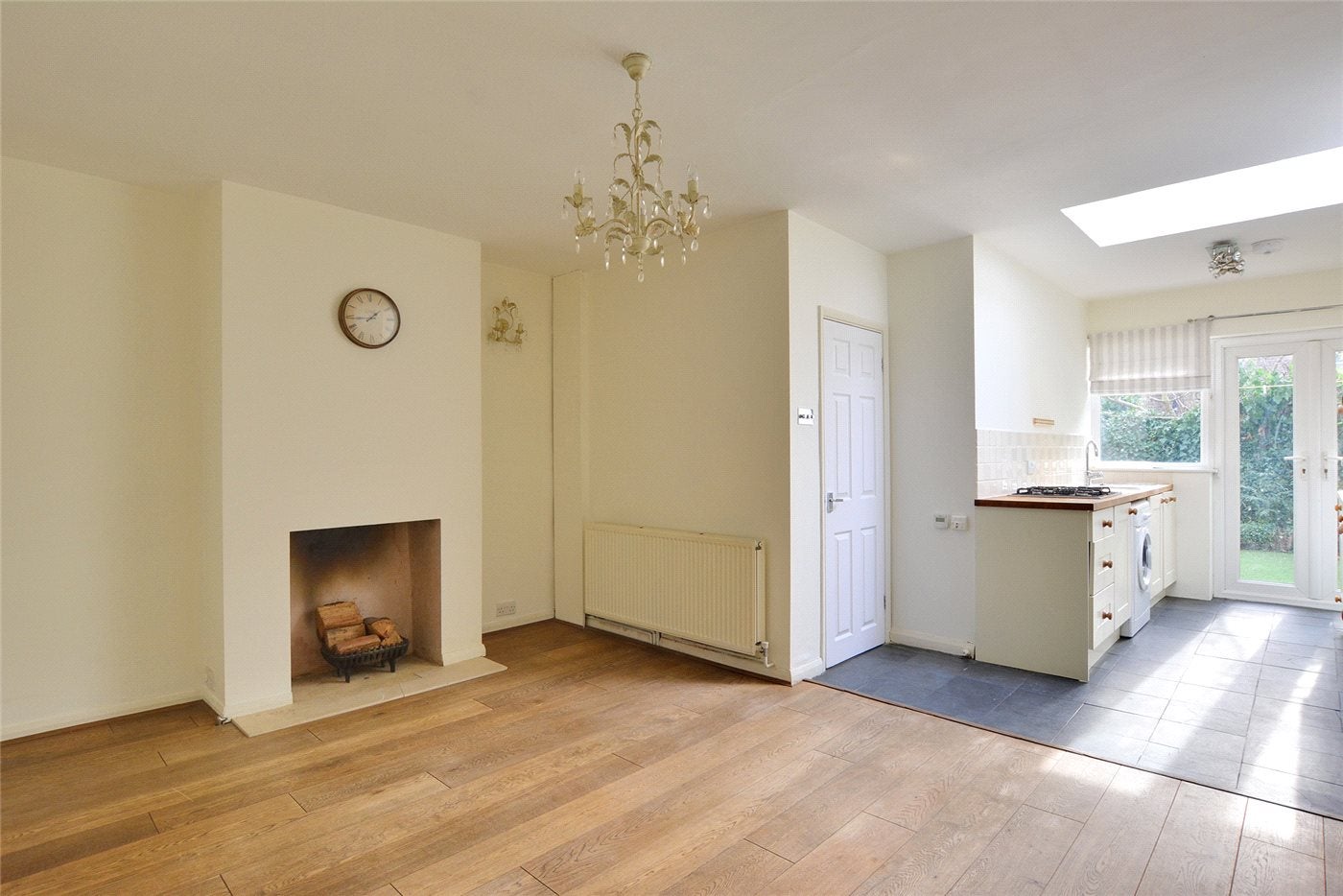 House Lyveden Road in Greater London